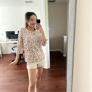 Marc by Marc jacobs floral blouse in size small (Originally $129)